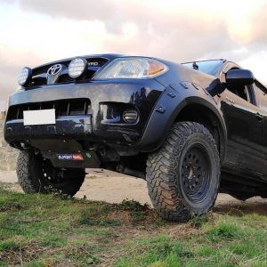 Almont4WD protecciones para Toyota Hilux Vigo
